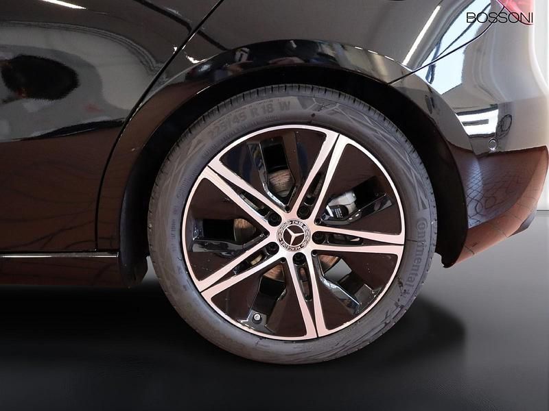 Nuova Mercedes A180 Progressive 116 CV (85 kW) 2026 Nero Berlina