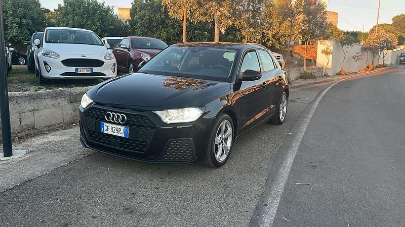 Usata Audi A1 Sportback Ambiente 110 CV (80 kW) 2021 Utilitaria