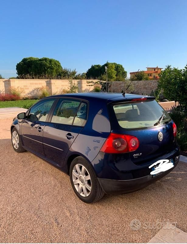 Usata VW Golf IV 105 CV (77 kW) 2006 Berlina
