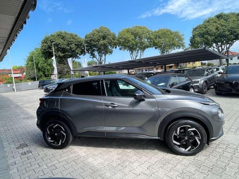 Usata Nissan Juke N-Connecta 114 CV (83 kW) 2024 Grigio scuro SUV