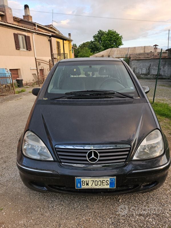 Usata Mercedes A160 102 CV (75 kW) 2001 Nero Berlina