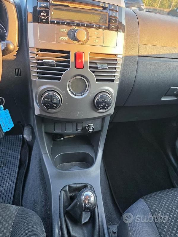 Usata Daihatsu Terios 104 CV (76 kW) 2010 Grigio SUV