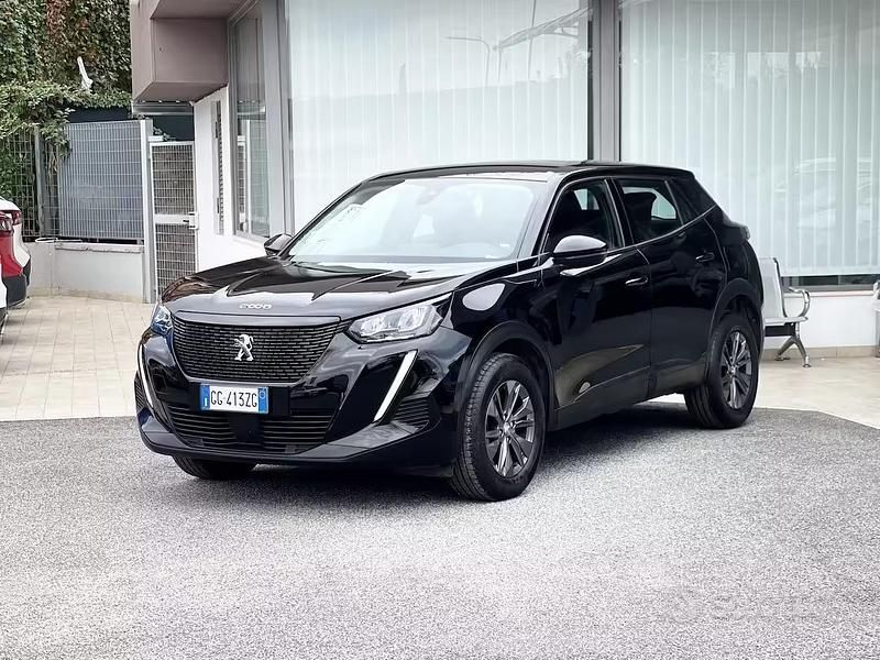 Usata Peugeot 2008 Active 131 CV (96 kW) 2021 Nero SUV