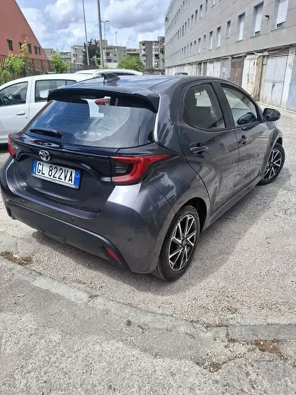 Usata Toyota Yaris Trend 72 CV (52 kW) 2022 Utilitaria