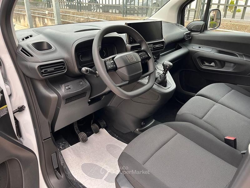 Nuova Fiat Doblò 101 CV (74 kW) 2026 Bianco Monovolume