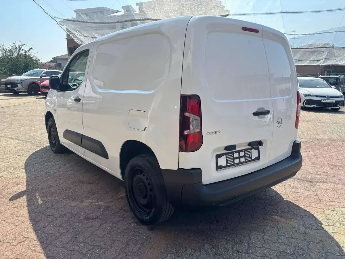 Usata Opel Combo 76 CV (55 kW) 2018 Bianco Monovolume