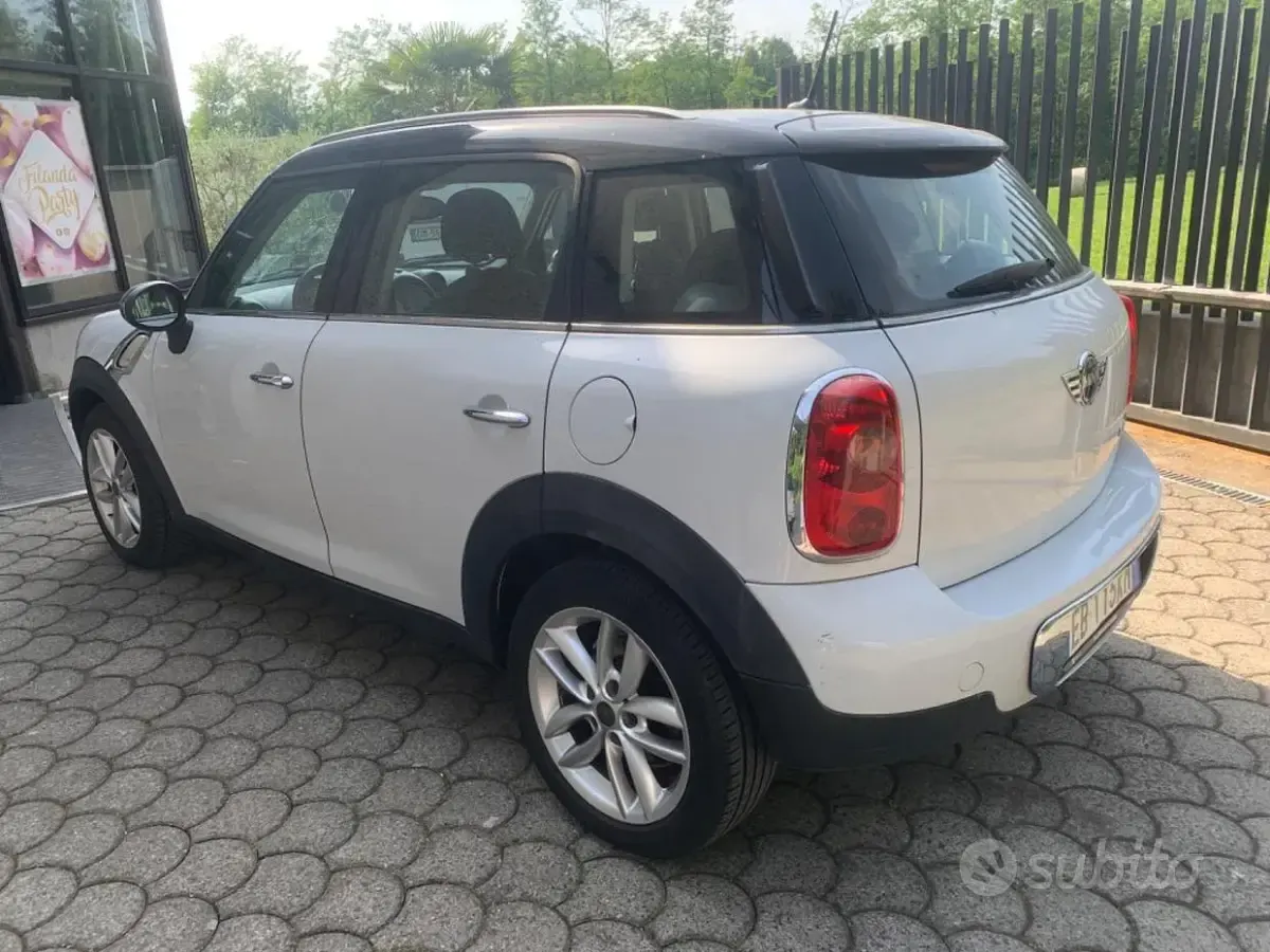 Usata Mini Cooper D Countryman 111 CV (81 kW) 2010 Bianco SUV