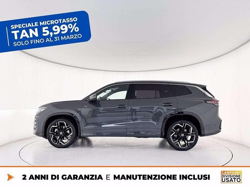 Usata VW Tayron R-line 193 CV (141 kW) 2025 Dolphin grey metallizzato SUV