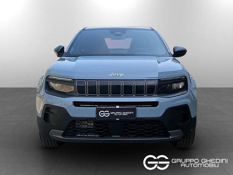 Nuova Jeep Avenger Longitude 101 CV (74 kW) 2026 Grigio SUV