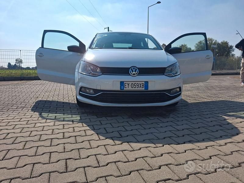 Usata VW Polo 75 CV (55 kW) 2015 Bianco Berlina