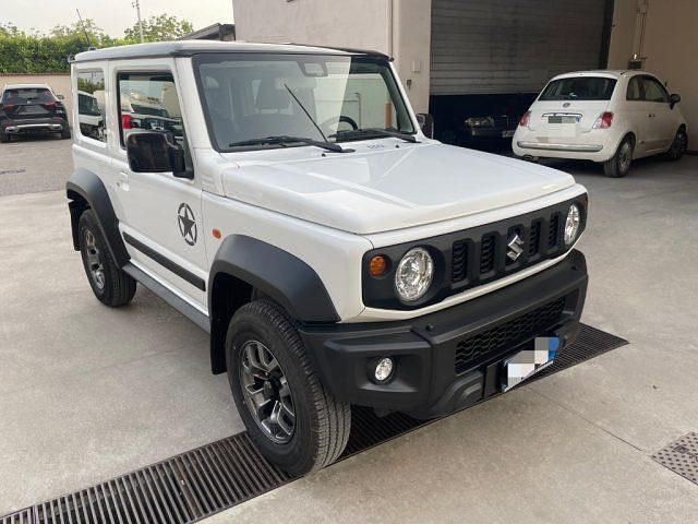 Usata Suzuki Jimny 102 CV (75 kW) 2020 Bianco SUV
