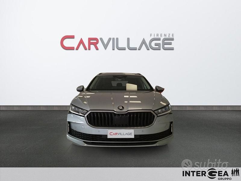 Usata Skoda Superb Selection 150 CV (110 kW) 2024 Grigio Station wagon