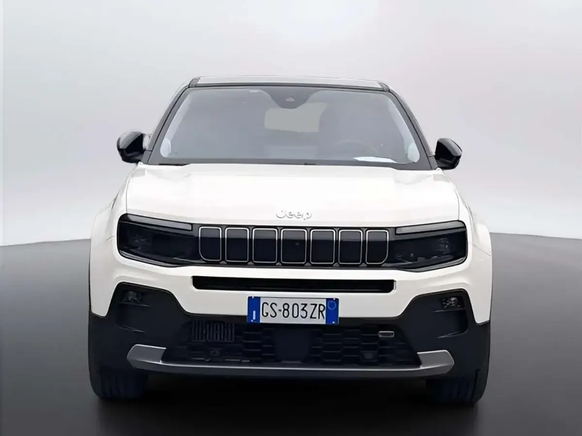 Usata Jeep Avenger Summit 101 CV (74 kW) 2024 Bianco SUV