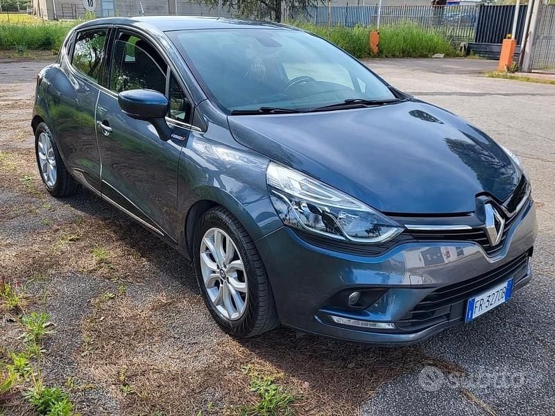 Usata Renault Clio IV 75 CV (55 kW) 2018 Grigio Berlina