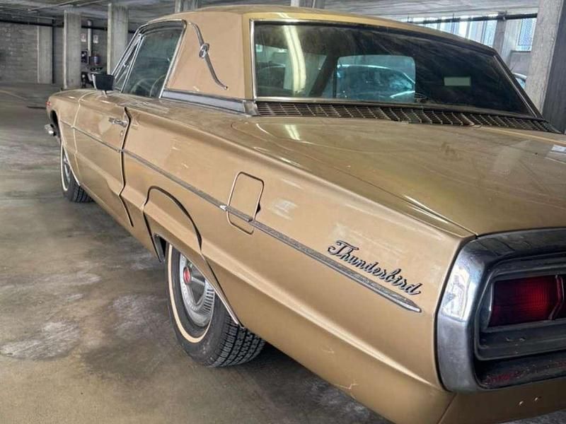 Usata Ford V8 305 CV (224 kW) 1965 Bronzo Coupé