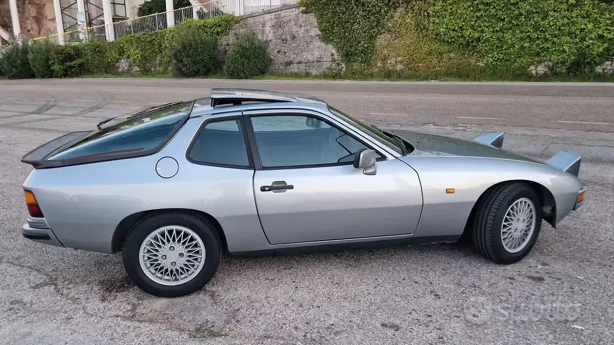 Usata Porsche 924 125 CV (91 kW) 1984 Grigio Coupé