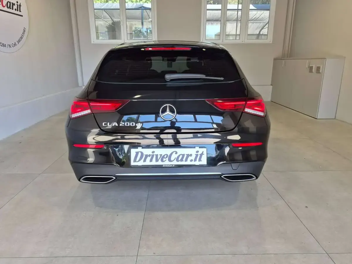Usata Mercedes CLA200 Shooting Brake 150 CV (110 kW) 2020 Nero notte Station wagon