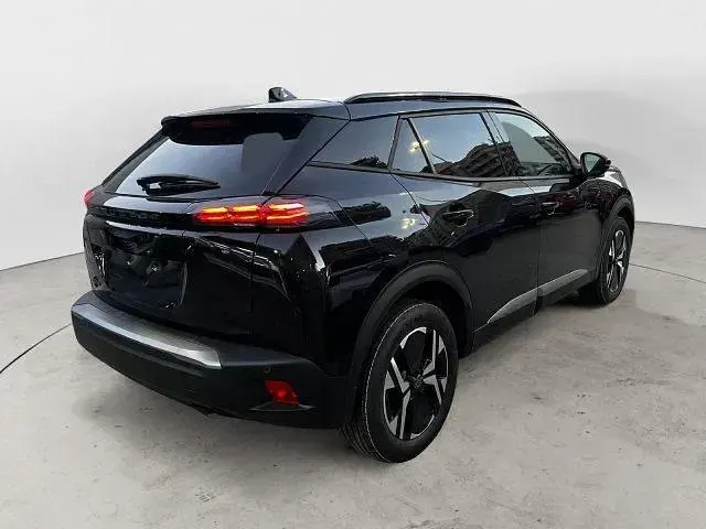 Nuova Peugeot 2008 Allure 101 CV (74 kW) 2025 Nero SUV