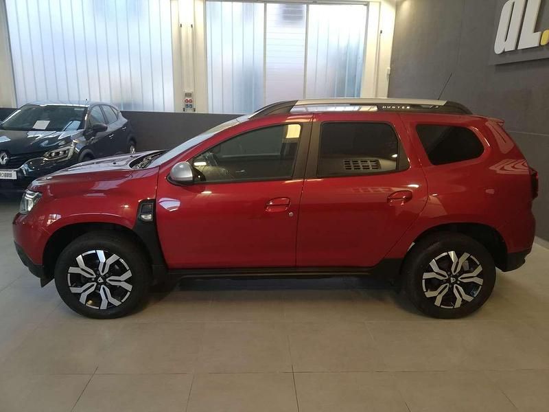 Usata Dacia Duster Prestige 101 CV (74 kW) 2022 Rosso SUV