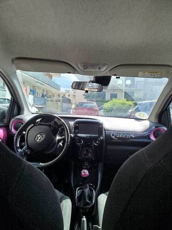 Usata Toyota Aygo X-play 69 CV (50 kW) 2018 Utilitaria