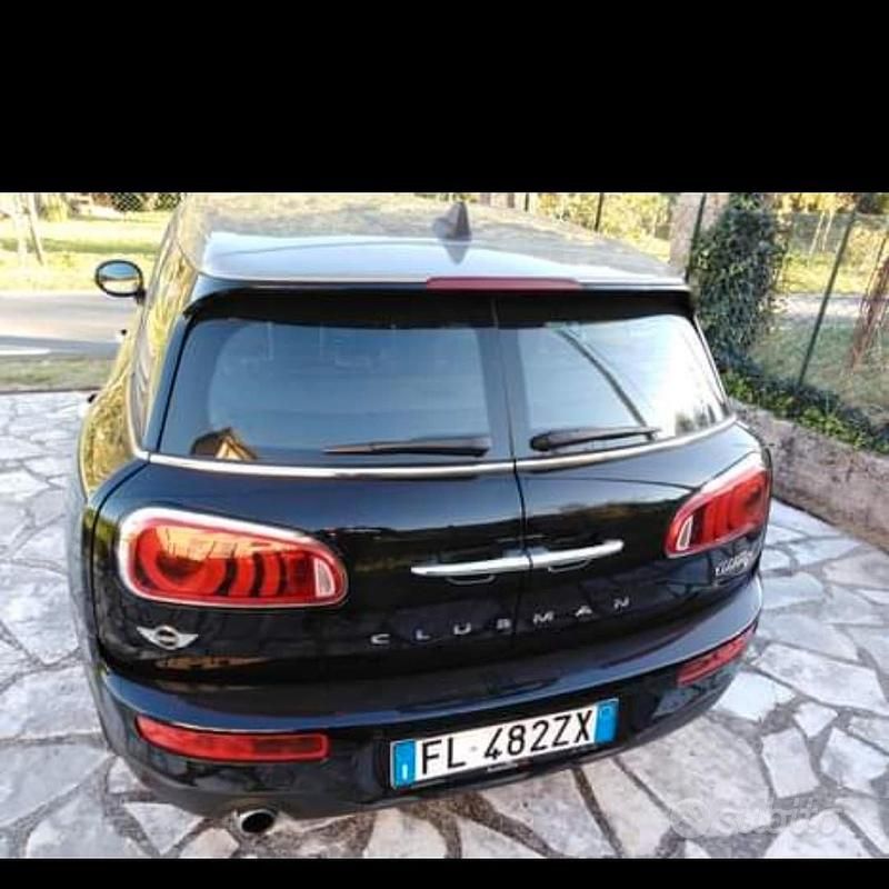 Usata Mini Cooper D 150 CV (110 kW) 2017 Nero Utilitaria