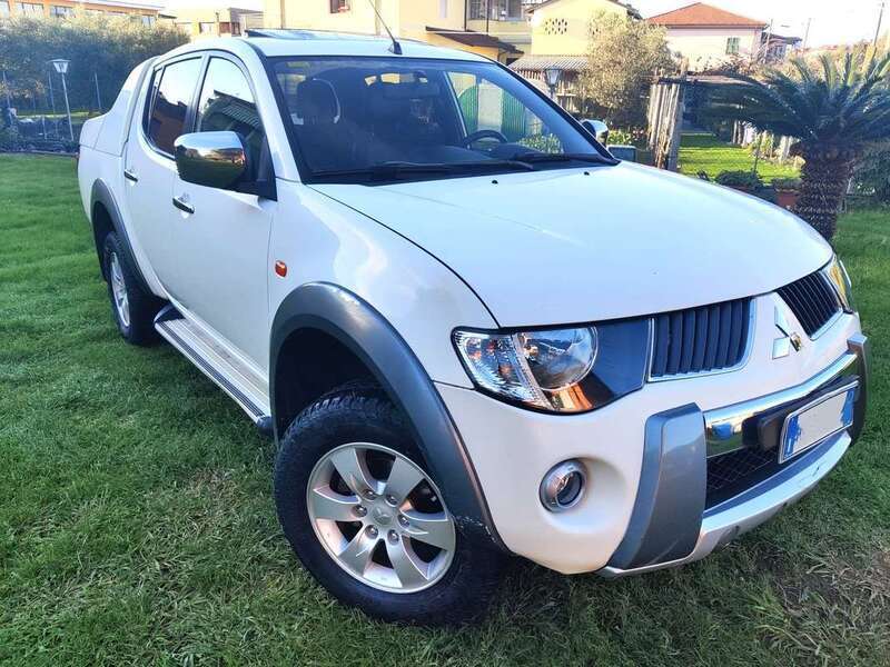 Usato 2007 Mitsubishi L200 2.5 Diesel 136 CV (13.500 €)