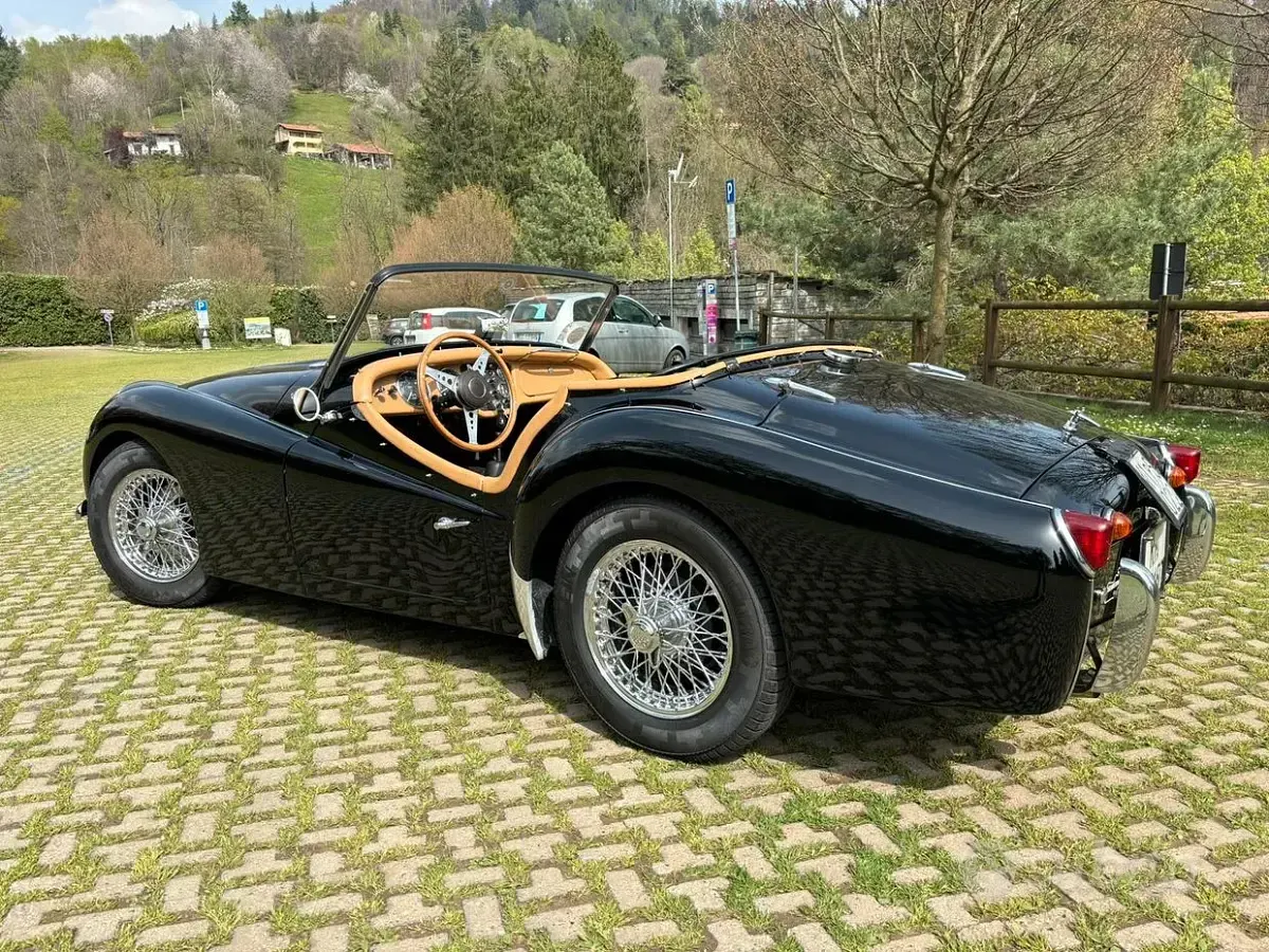 Usata Triumph TR3 101 CV (74 kW) 1960 Nero Cabrio