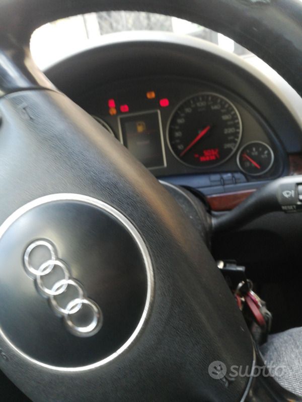 Usata Audi A4 125 CV (91 kW) 2006 Giallo Station wagon