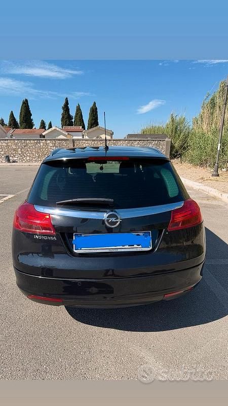 Usata Opel Insignia Cosmo 194 CV (142 kW) 2013 Nero Station wagon