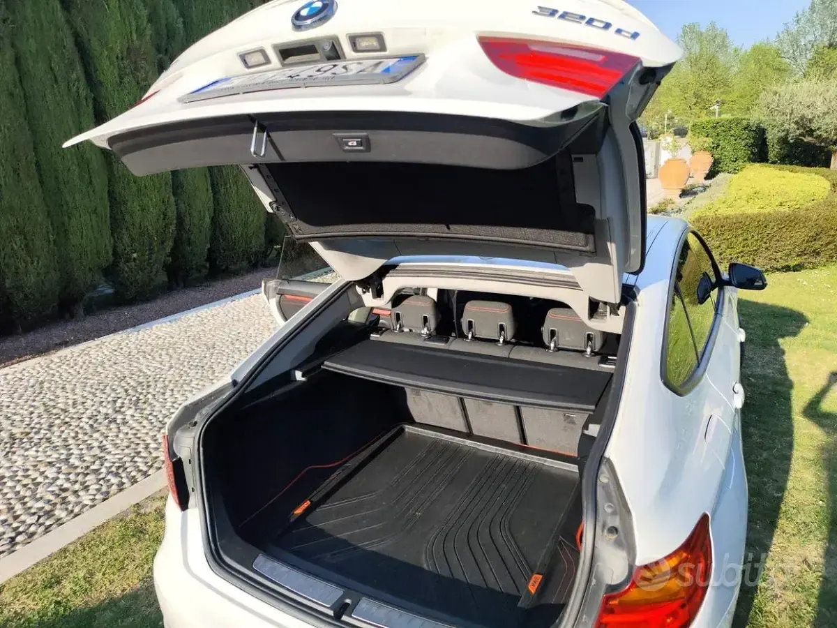 Usata BMW 320 Sport Line 184 CV (135 kW) 2013 Berlina