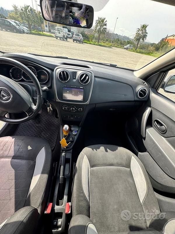 Usata Dacia Sandero Stepway 2016 Bianco Berlina