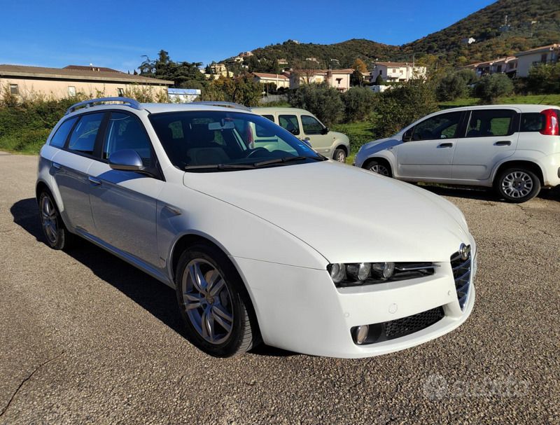 Usata Alfa Romeo 159 170 CV (125 kW) 2011 Bianco Station wagon