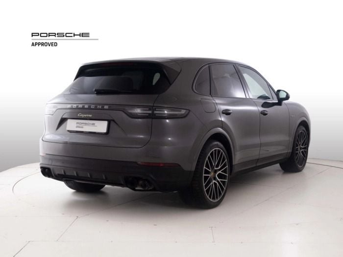 Usata Porsche Cayenne 462 CV (339 kW) 2019 Grigio SUV