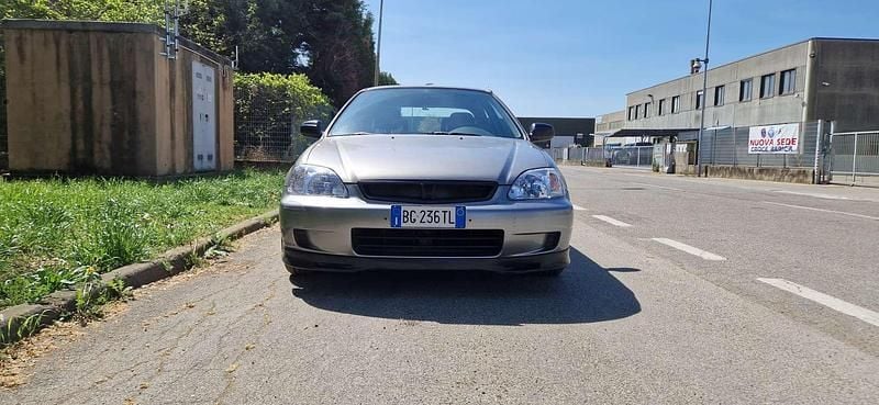 Usata Honda Civic S 90 CV (66 kW) 2000 Grigio Berlina