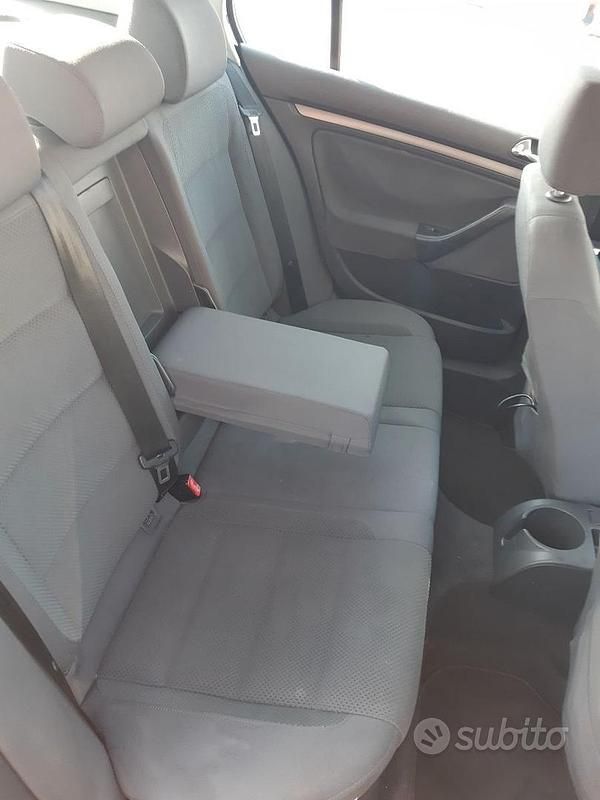 Usata VW Golf V 2004 Nero Utilitaria