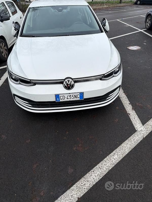 Usata VW Golf VIII 2021 Bianco Berlina