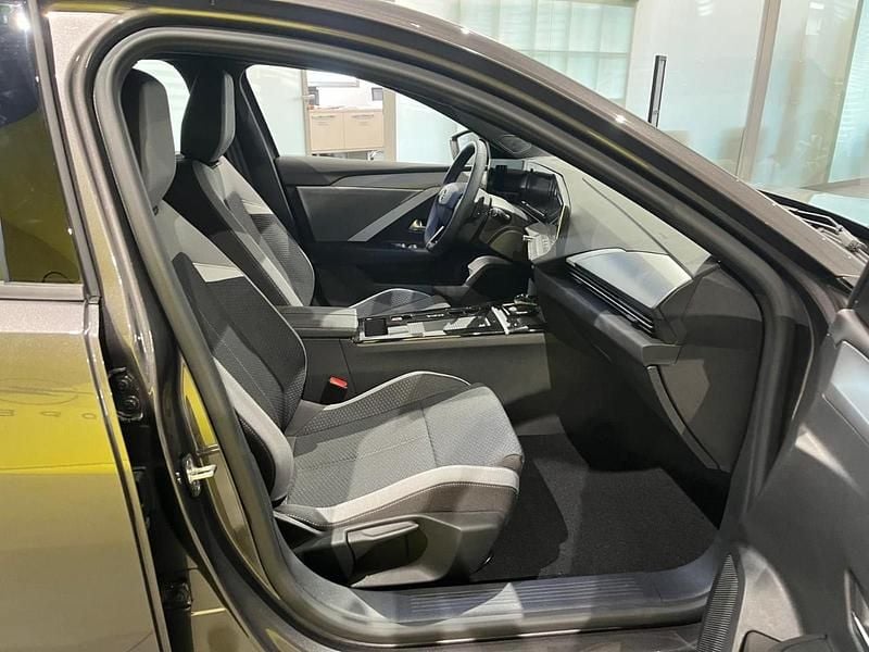Nuova Opel Astra Edition 145 CV (106 kW) 2025 Grigio scuro Station wagon