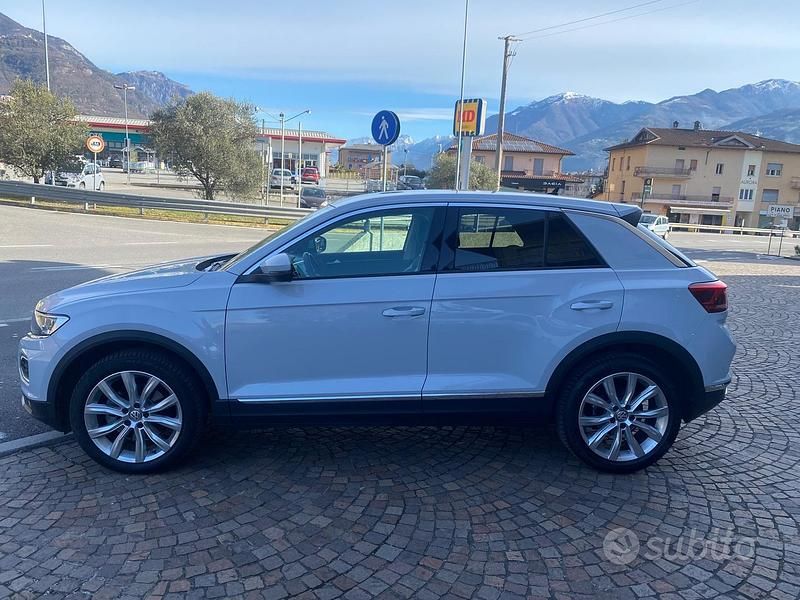 Usata VW T-Roc Advance 150 CV (110 kW) 2018 Bianco SUV