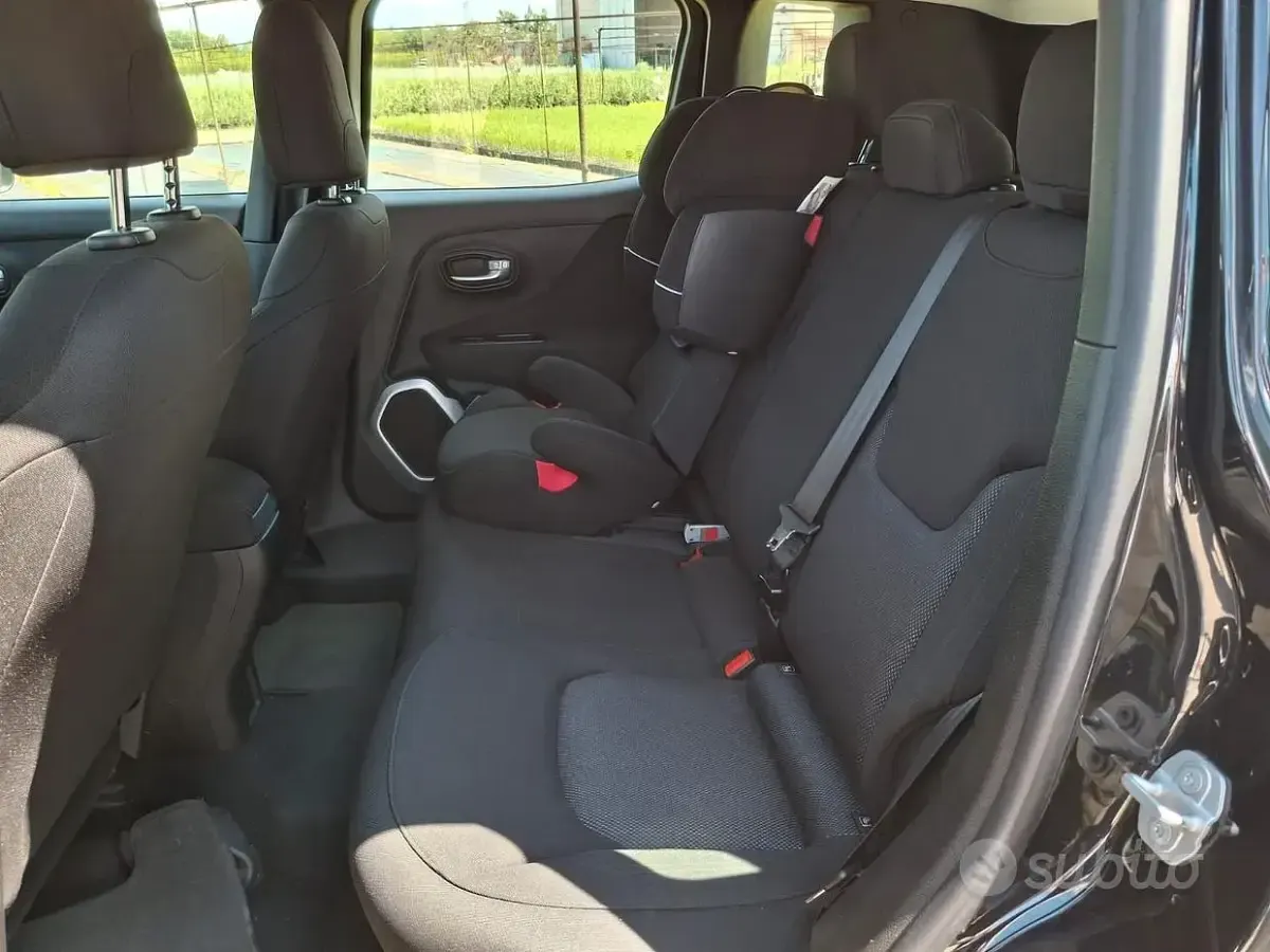 Usata Jeep Renegade 120 CV (88 kW) 2017 Nero SUV