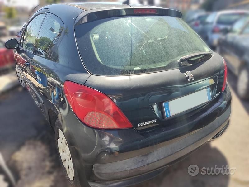 Usata Peugeot 207 2007 Nero Utilitaria