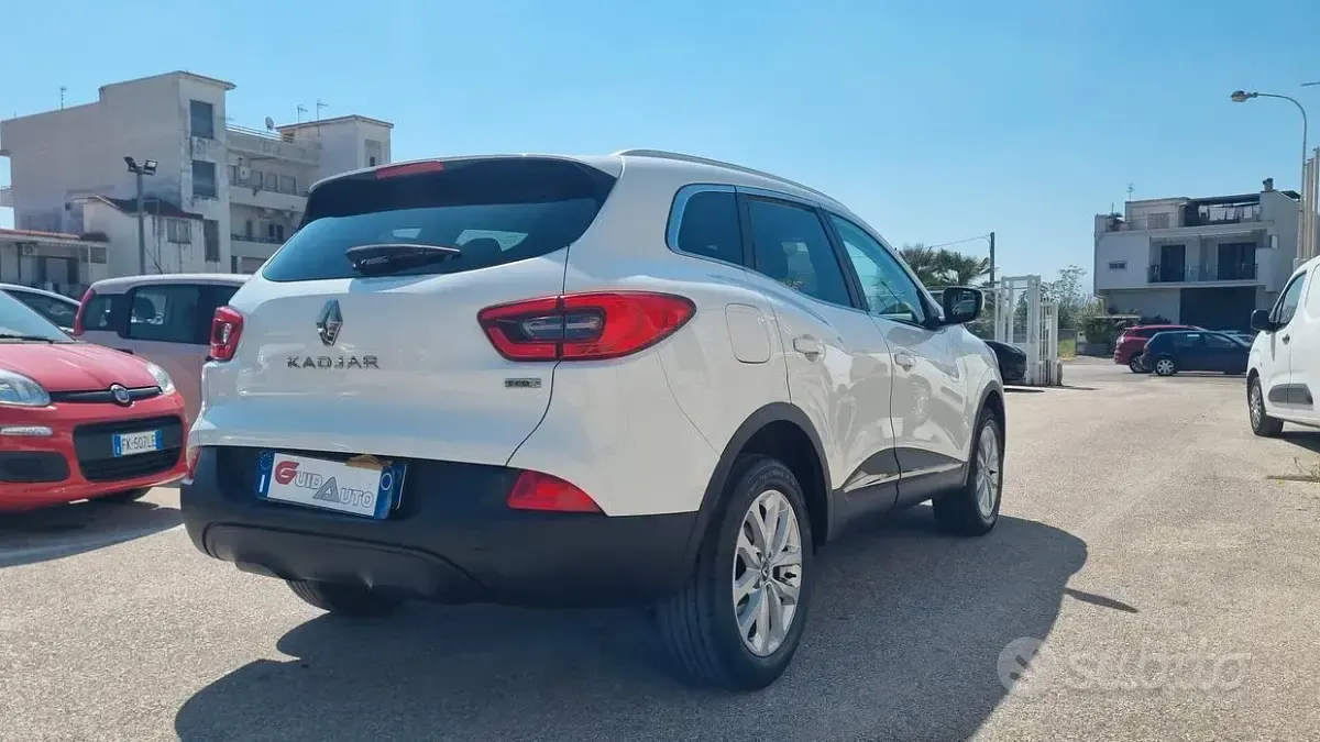 Second-hand Renault Kadjar Zen 110 CP (80 kW) 2016 Alb SUV