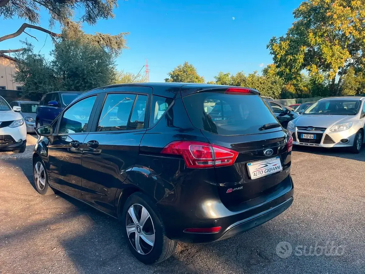 Usata Ford B-MAX Titanium 100 CV (73 kW) 2015 Nero Monovolume