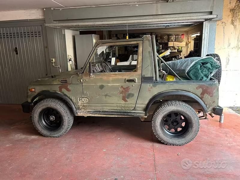 Usata Suzuki Samurai 64 CV (47 kW) 1992 Verde SUV