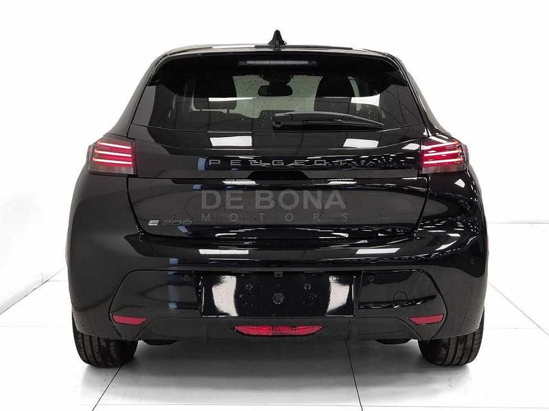 Nuova Peugeot e-208 Allure 100 kW (136 CV) 2025 Nero Utilitaria