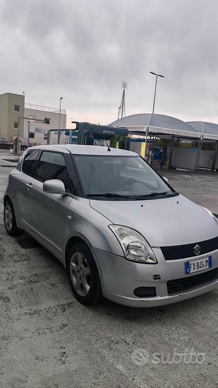 Usata Suzuki Swift 2006 Grigio Utilitaria