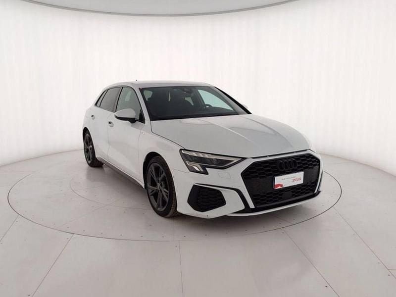 Usata Audi A3 S-Line 150 CV (110 kW) 2021 Bianco metallizzato Berlina
