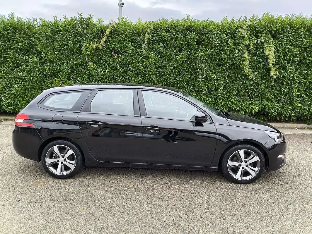 Usata Peugeot 308 SW Business-Line 99 CV (72 kW) 2016 Nero Station wagon