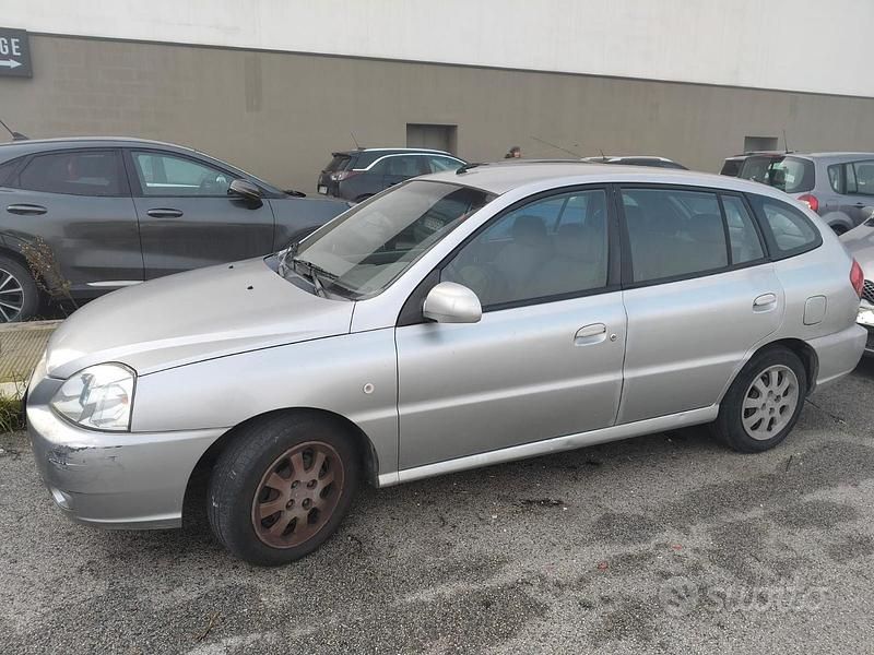 Usata Kia Rio 2005 Grigio Station wagon