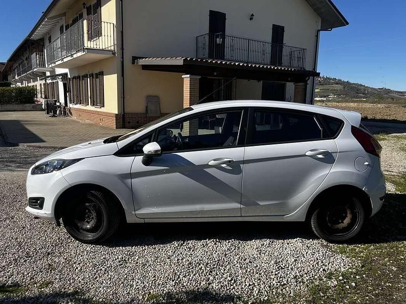 Usata Ford Fiesta Business Edition 75 CV (55 kW) 2014 Utilitaria