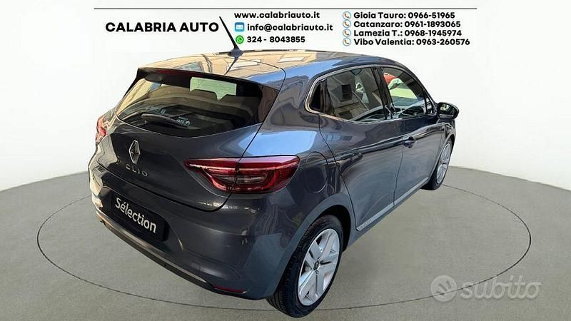 Usata Renault Clio V Intens 130 CV (95 kW) 2021 Grigio scuro Berlina